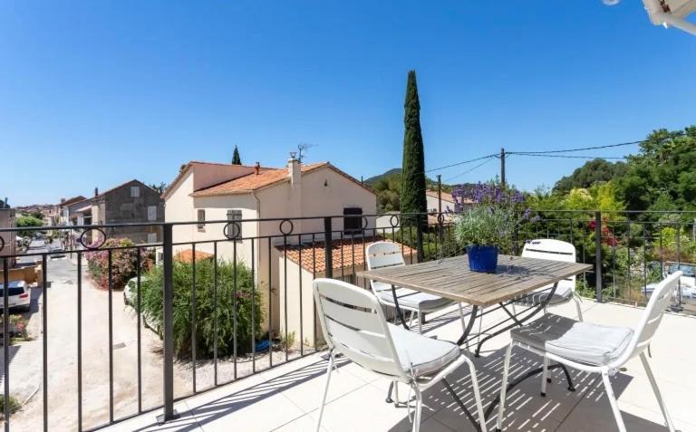 Remarquable T3 Proche Plages Carqueiranne Exterior photo